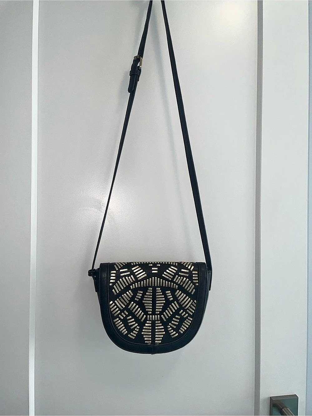 Black & Gold Geometric Crossbody